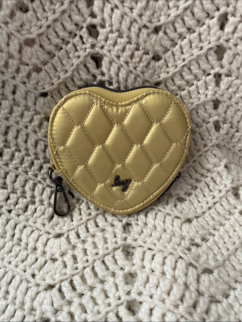 Lug Heart Pouch Metallic Gold